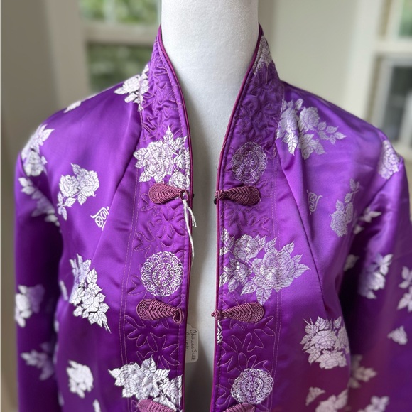 Vintage Purple Black Chinese Embroidered Silk Bed Jacket Handmade Reversible - Picture 4 of 16